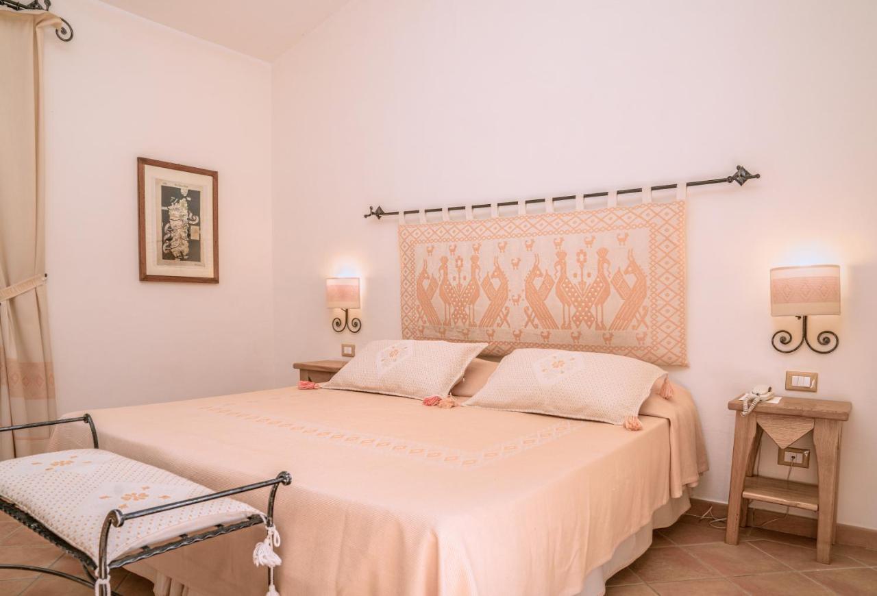 Hotel Aldiola Country Resort Sant'Antonio di Gallura Exterior foto