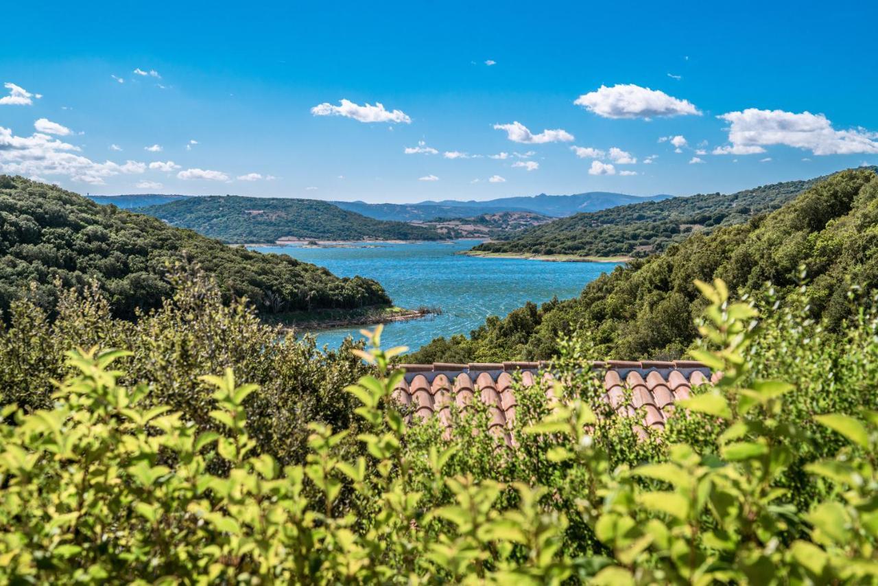 Hotel Aldiola Country Resort Sant'Antonio di Gallura Exterior foto
